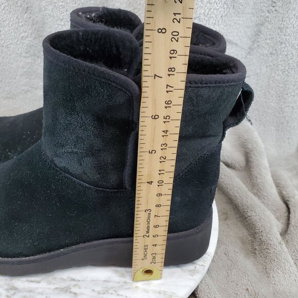 Ugg Shoes Womens Size 8 Black Suede Kristin Short Wedge Shearling Lined Boots - Picture 2 of 9